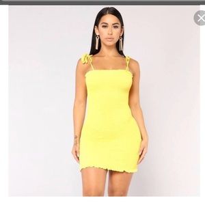 fashionnova yellow summer dress (S)